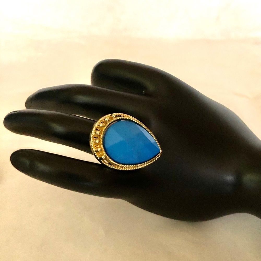 🍭6/$30| Blue Bead adjustable ring